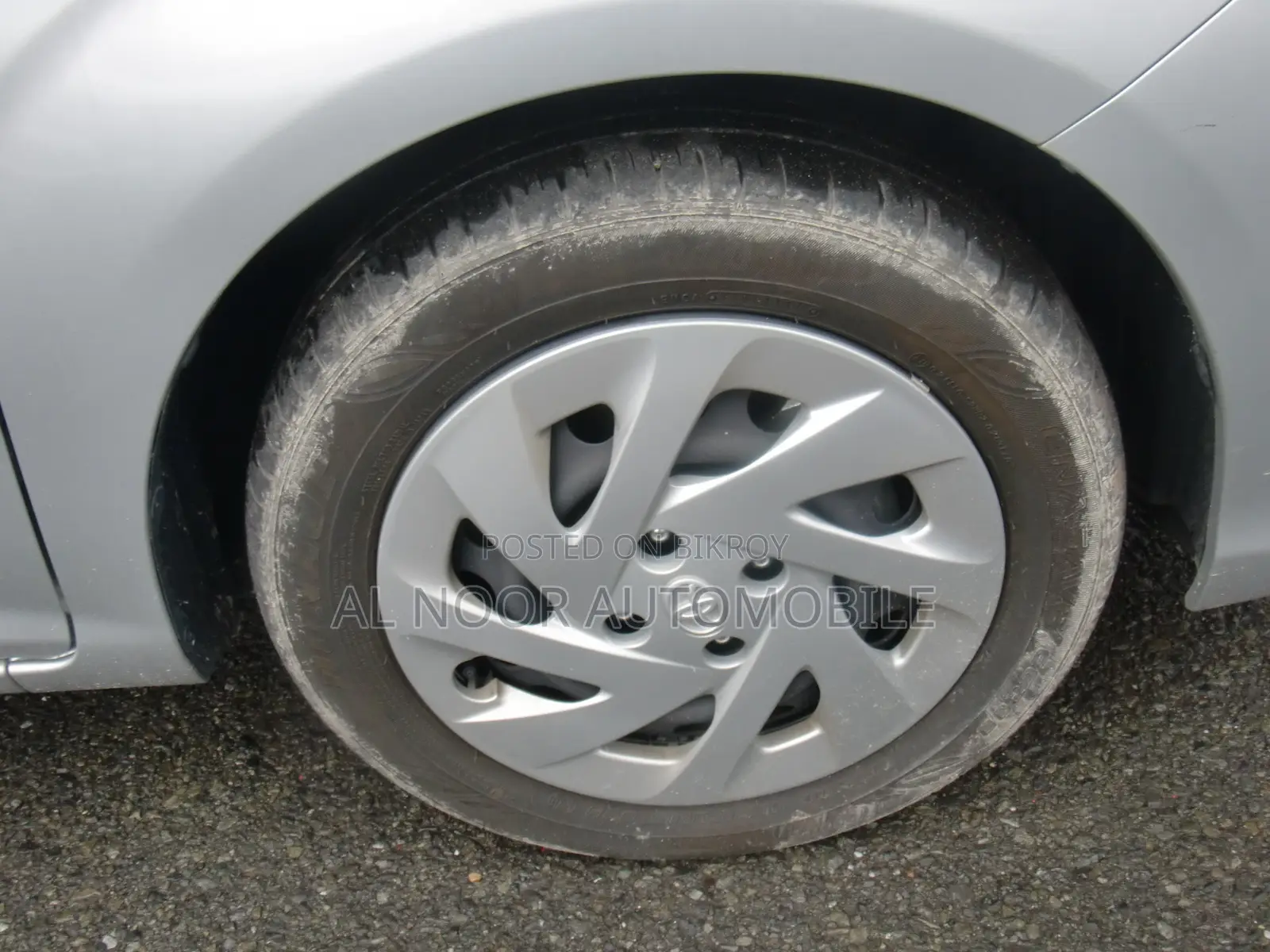 Toyota Axio 2021 Silver