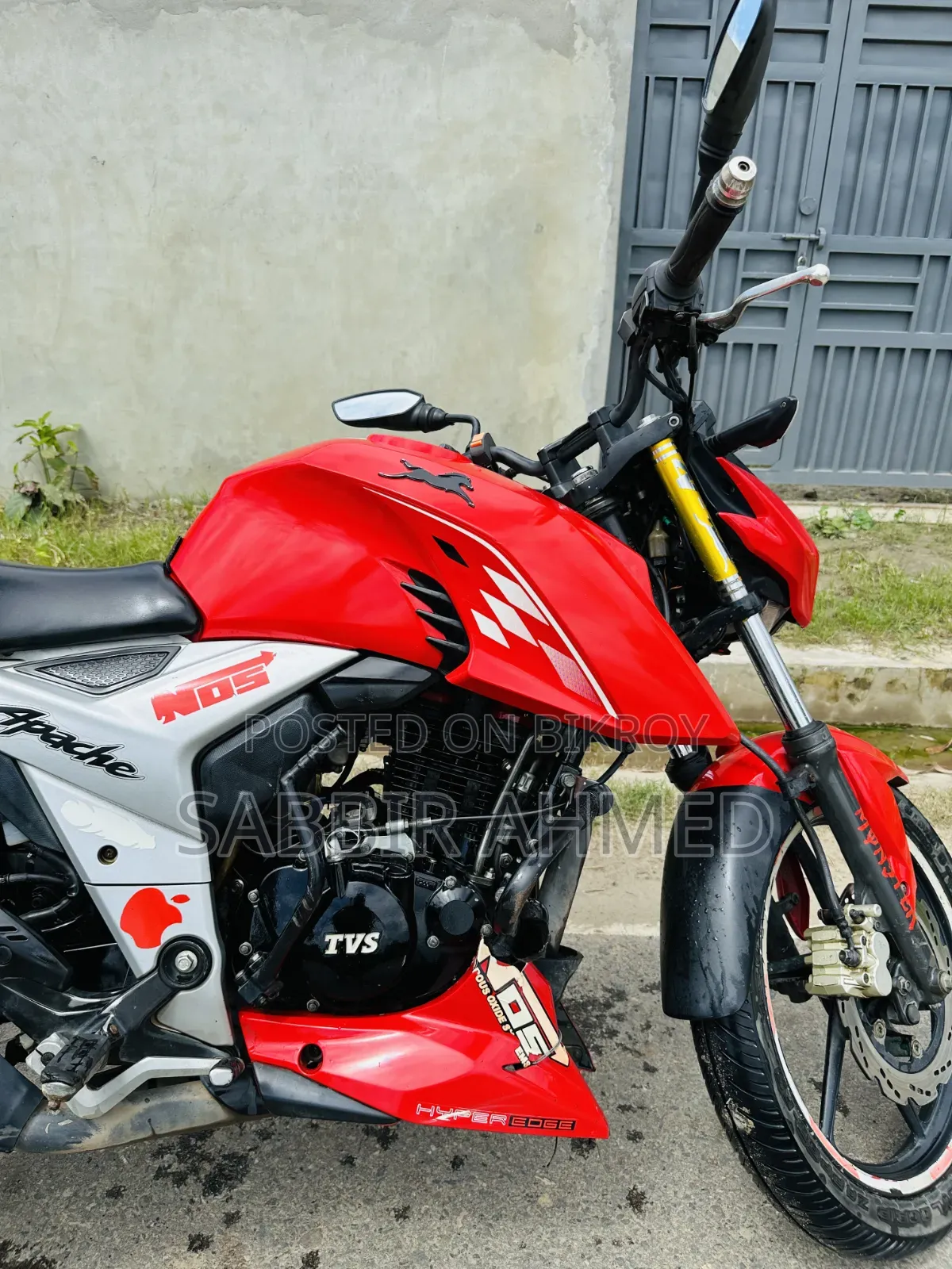 টিভিএস আপ্যাচে আরটিআর ১৬০ ৪ভি ২০২২ লাল