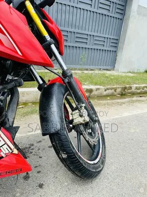 টিভিএস আপ্যাচে আরটিআর ১৬০ ৪ভি ২০২২ লাল
