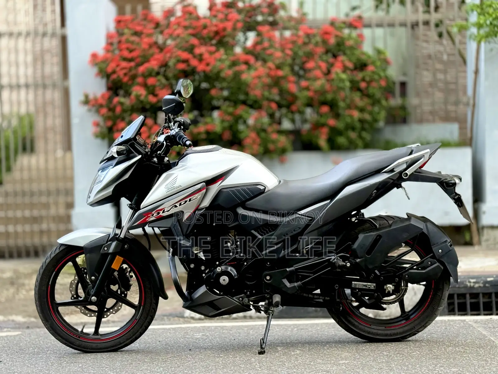 Honda X-Blade 160 2025 Silver
