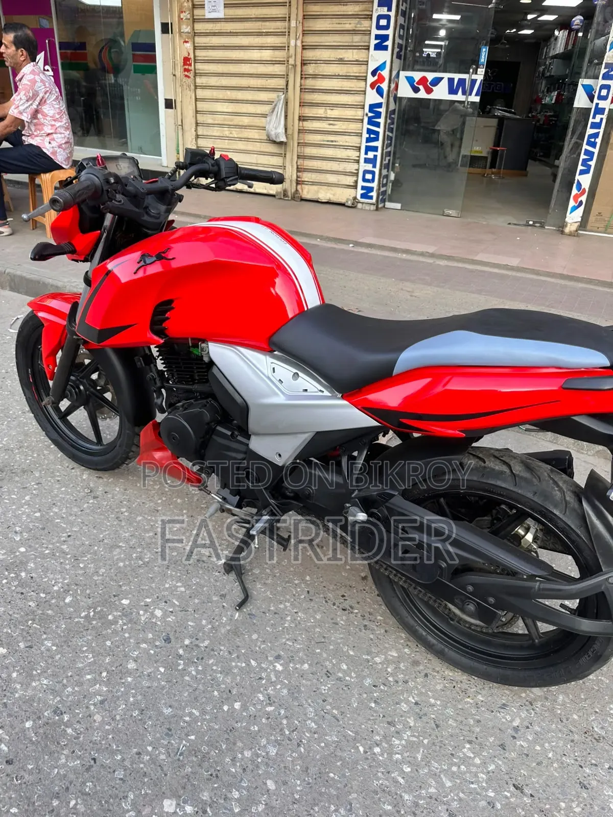 TVS Apache 160 4V 2019 Red
