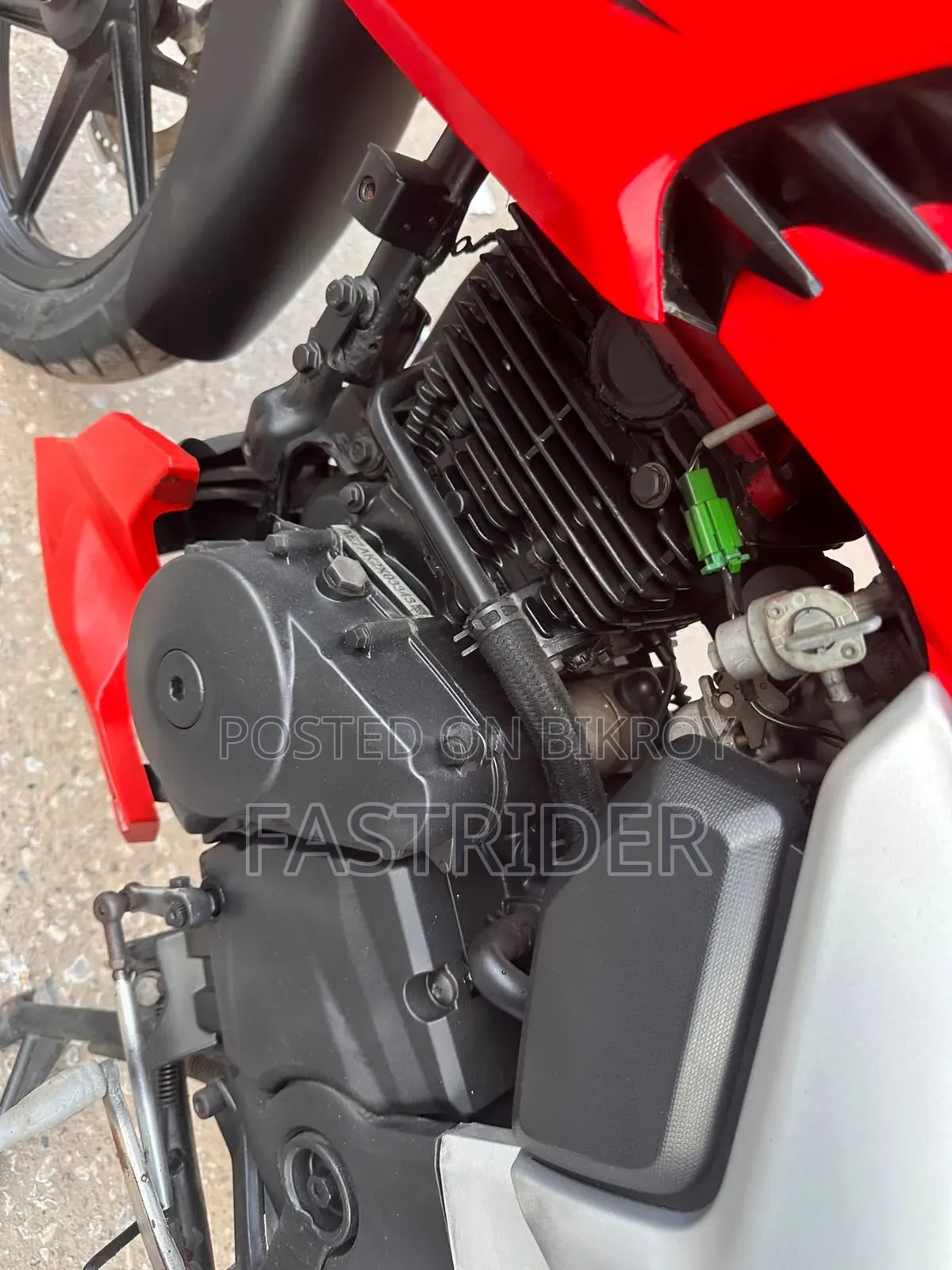 TVS Apache 160 4V 2019 Red