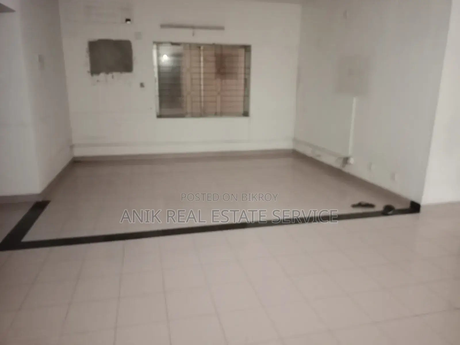 গুলশানের অনিক রিয়েল এস্টেটে ৩ বেডরুমের অ্যাপার্টমেন্ট বিক্রয়ের জন্য