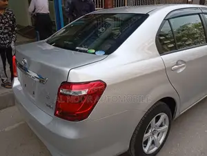 Toyota Axio 2021 Silver