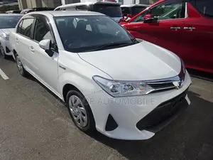 টয়োটা এক্সিও ২০২১ হোয়াইট
