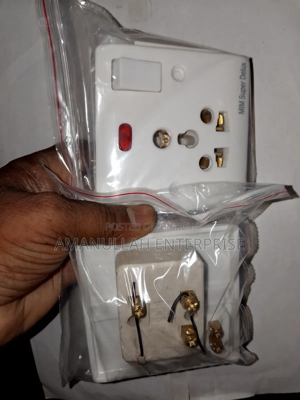Multi-Socket Switch | Stone Ceramic Copper | Free Back Cover
