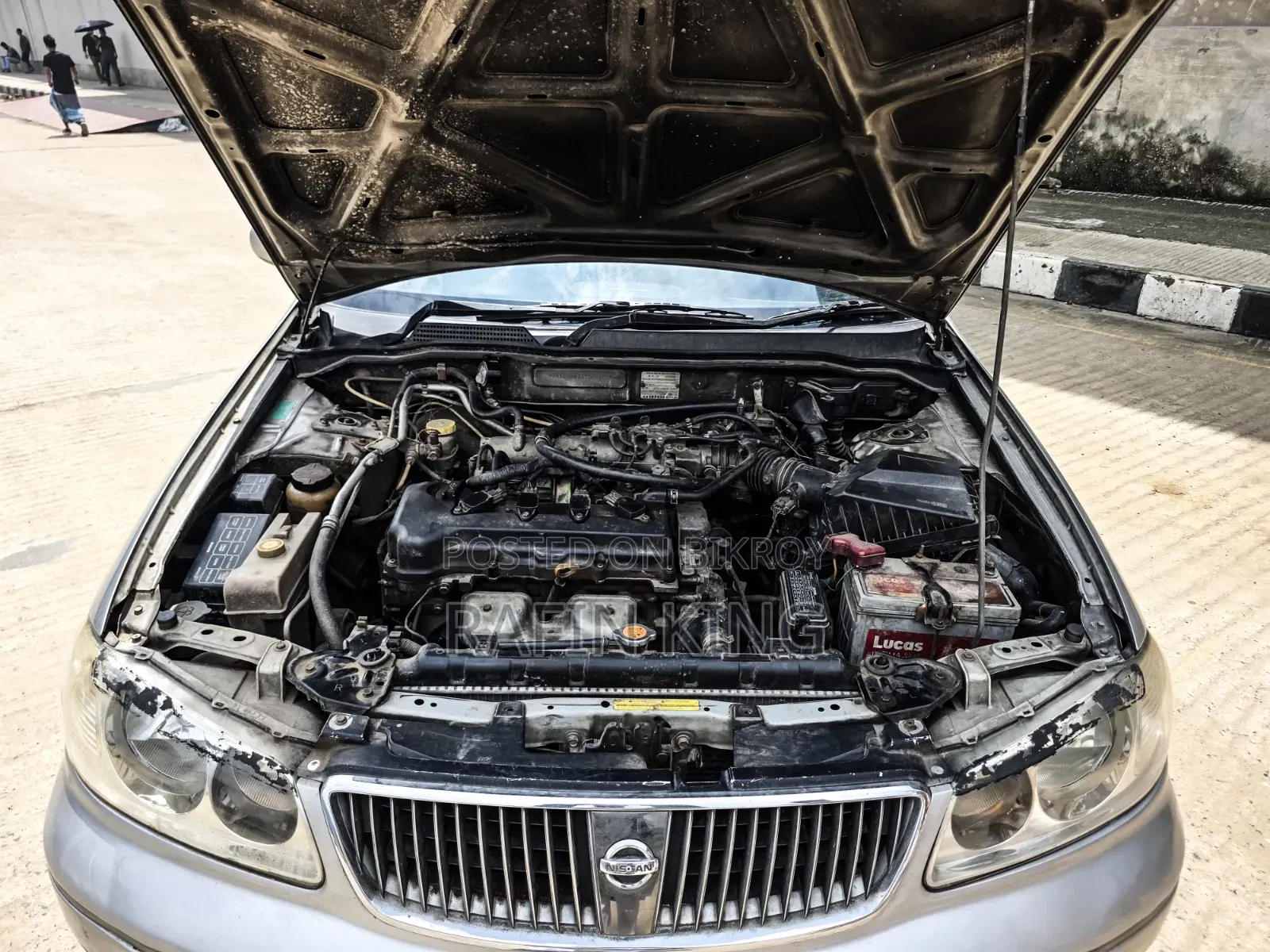 Nissan Sunny 2003 Silver