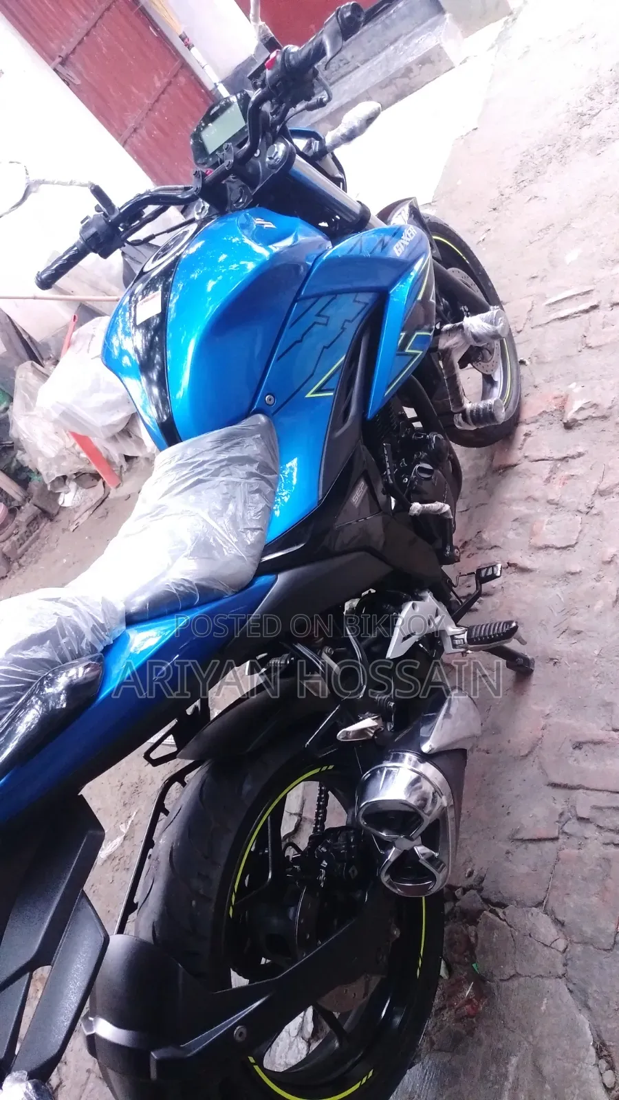 নতুন সুজুকি জিক্সার ২০২৪ ব্লু