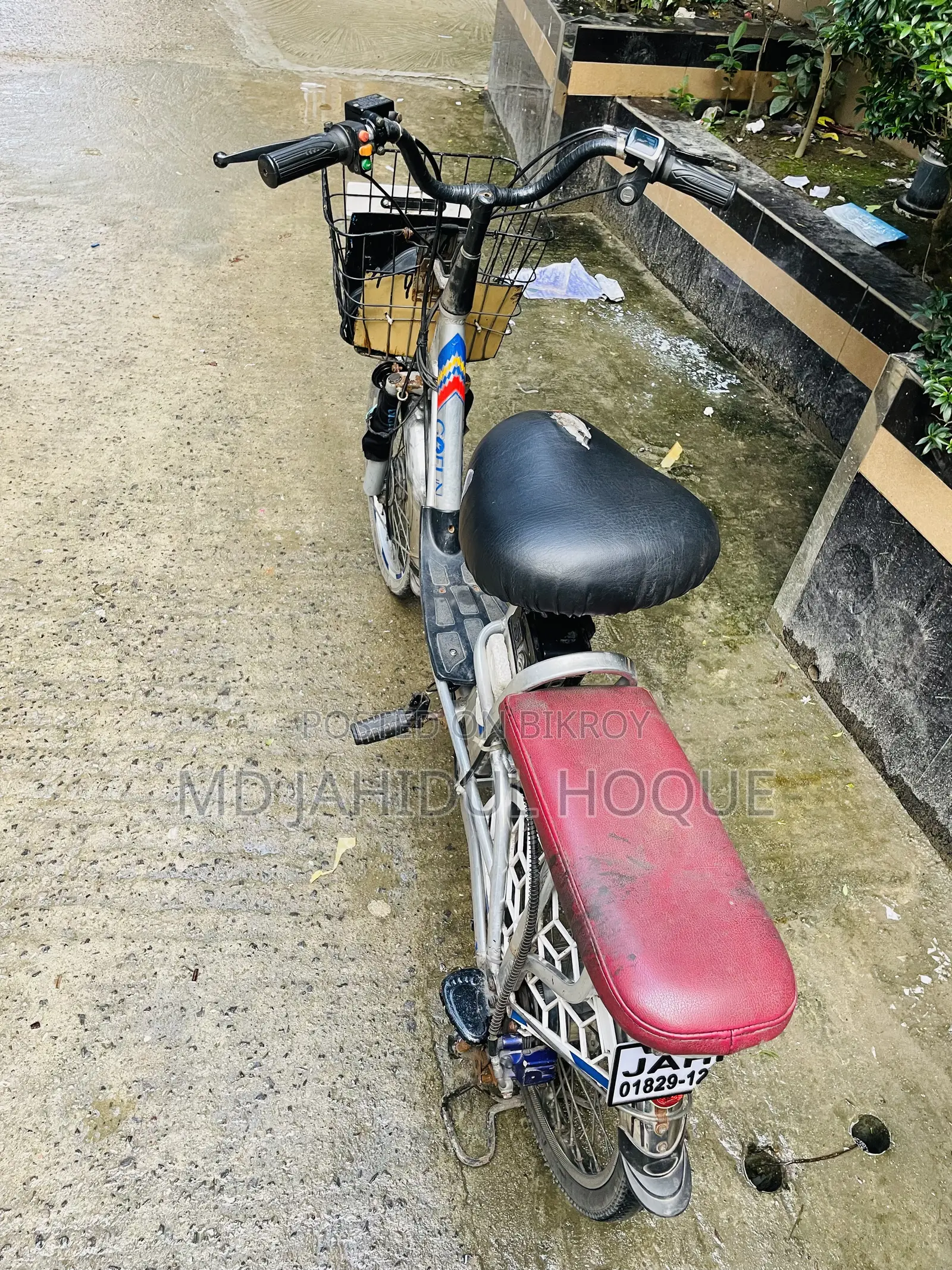 2025 Silver Motorcycle