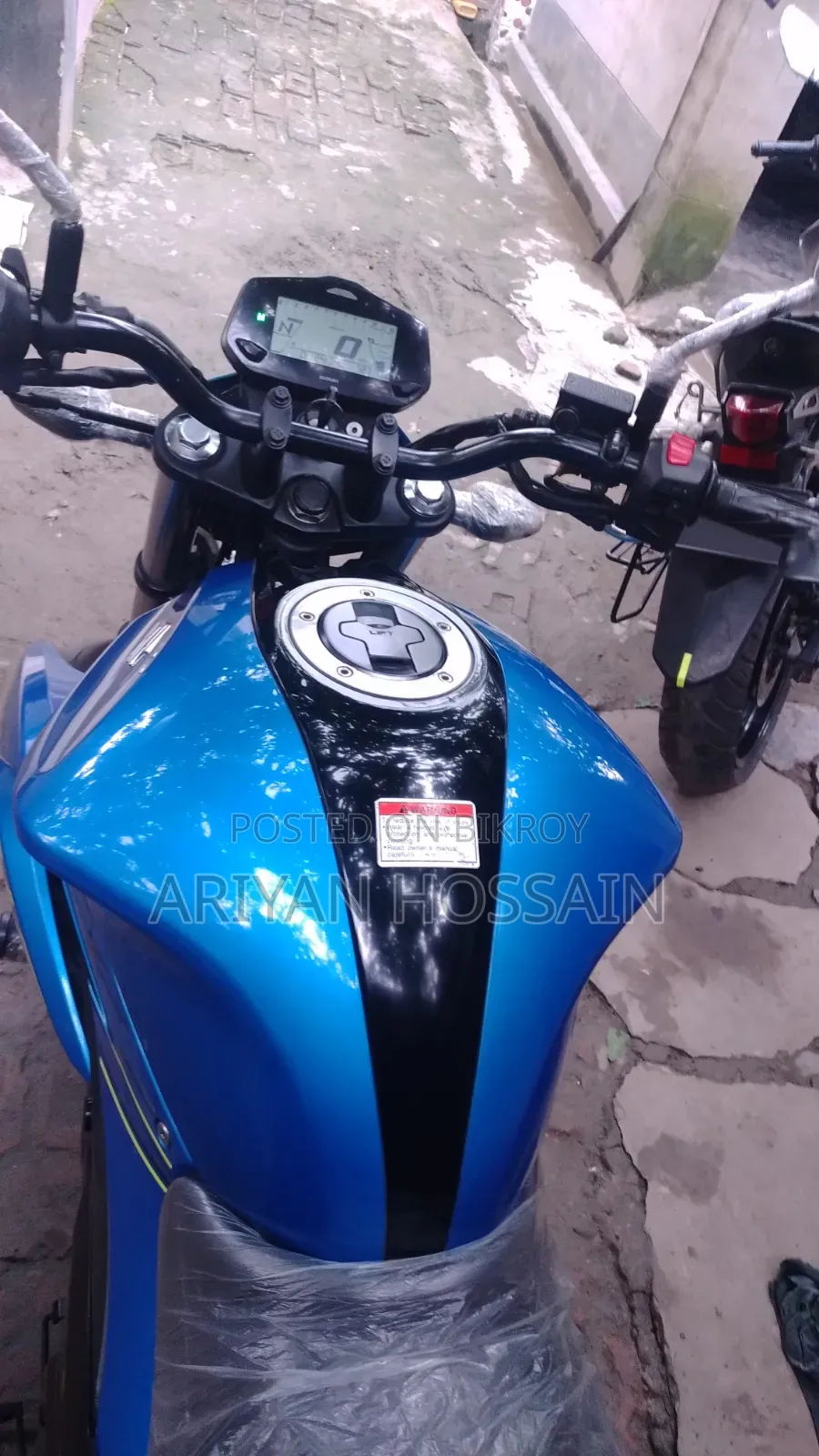 নতুন সুজুকি জিক্সার ২০২৪ ব্লু