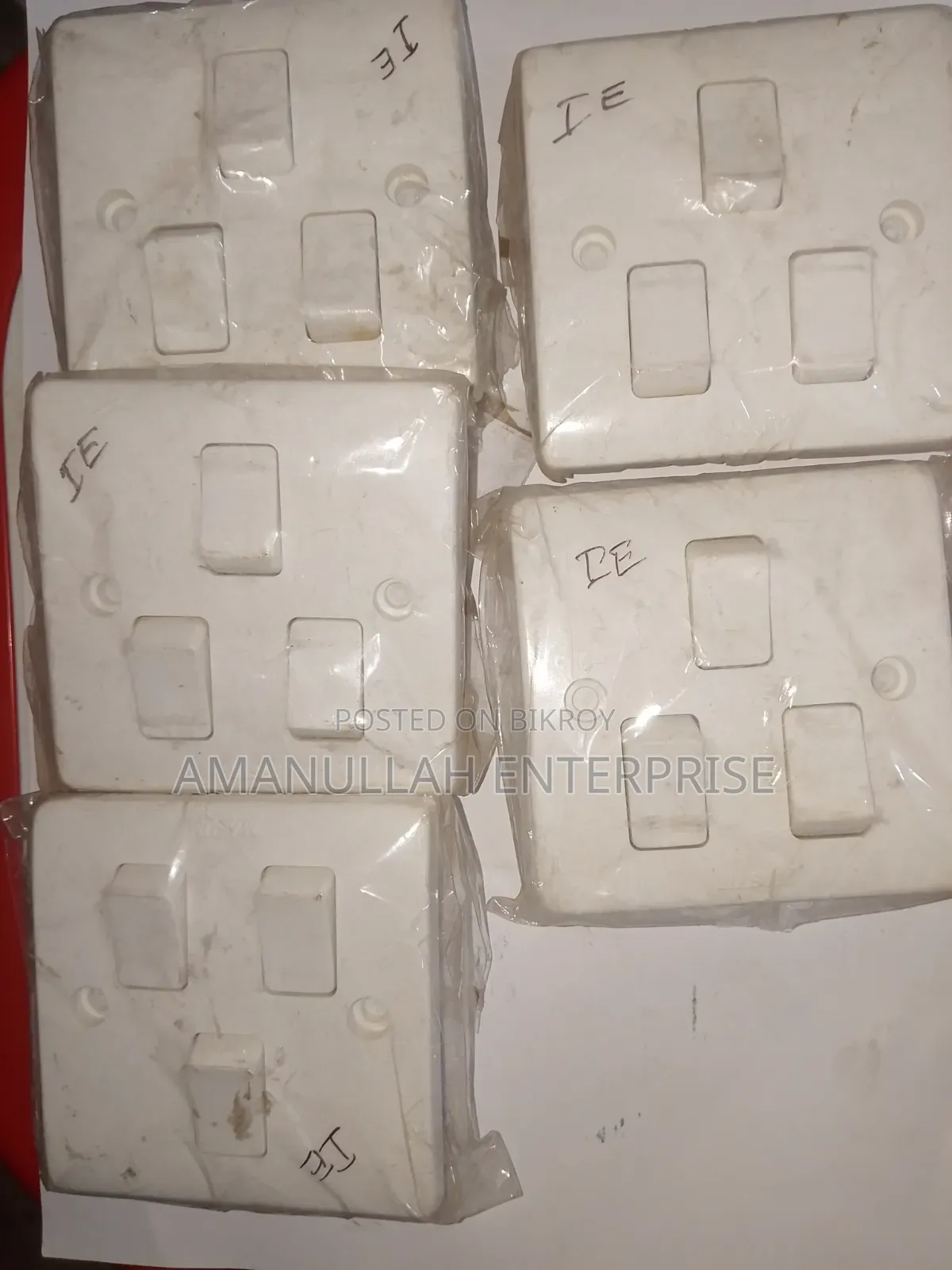 Classic White 3-Gang 2-Way Light Fan Switch | Online Electrical Shop