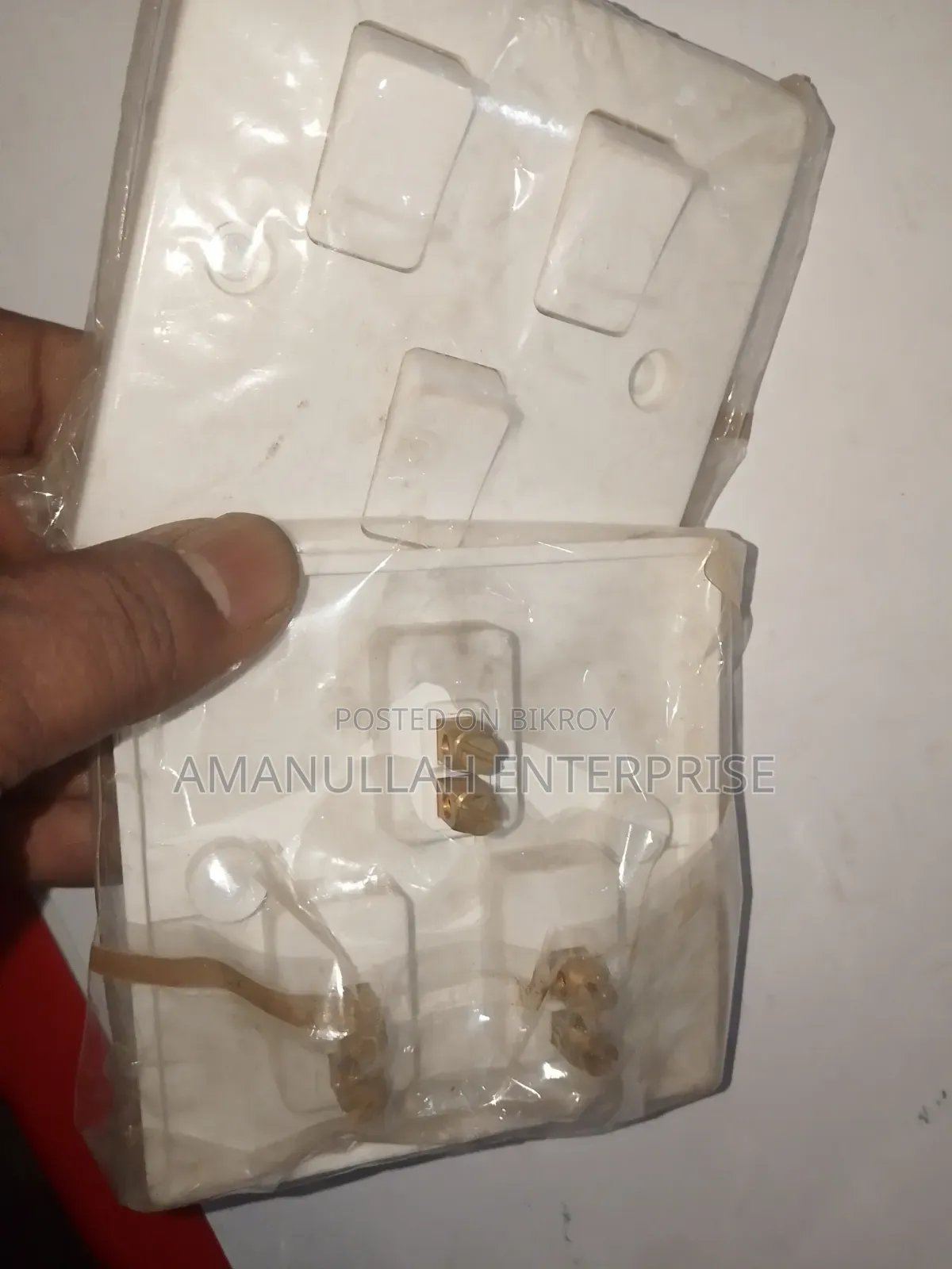 Classic White 3-Gang 2-Way Light Fan Switch | Online Electrical Shop