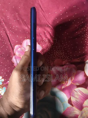 Symphony Z16 32 GB Blue