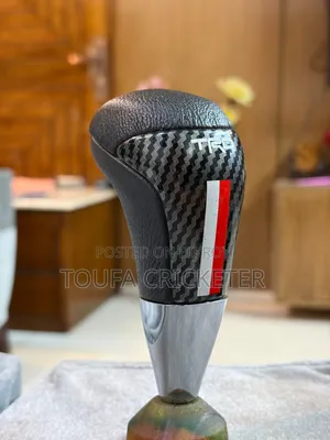 টিআরডি কার্বন ফাইবার গিয়ারকনব ফর টয়োটা অ্যাক্সিও/অ্যালিয়ন/প্রিমিও