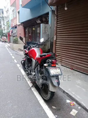 Yamaha 2019 Red