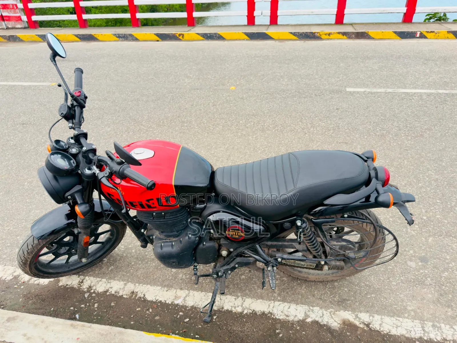Royal Enfield Hunter 350 2025 Red