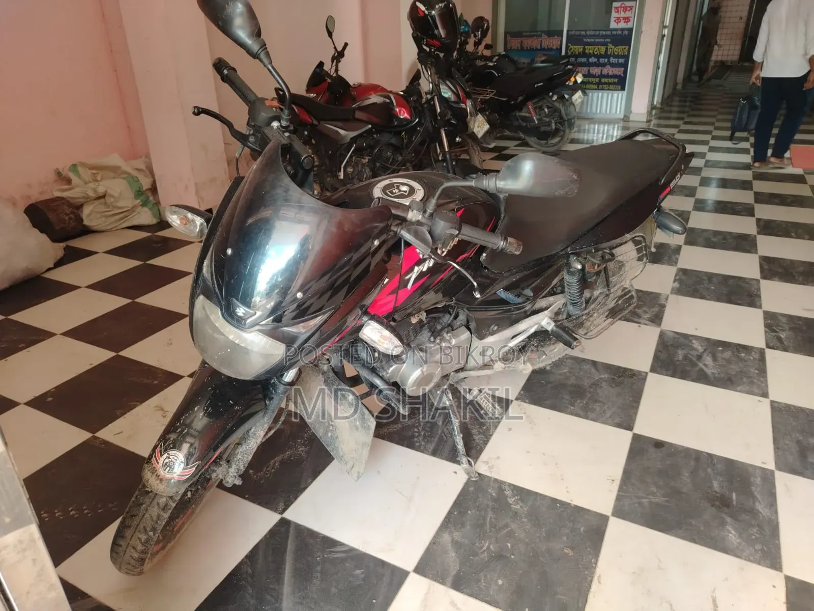 বাজাজ পালসার ১৫০ ২০১৫ কালো