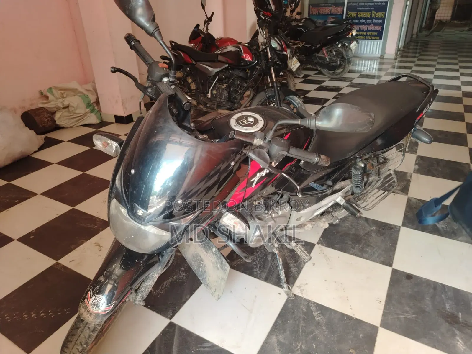 বাজাজ পালসার ১৫০ ২০১৫ কালো