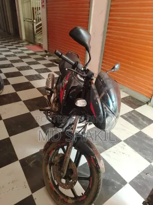 বাজাজ পালসার ১৫০ ২০১৫ কালো