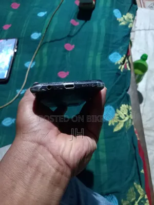 Vivo V19 128 GB Silver