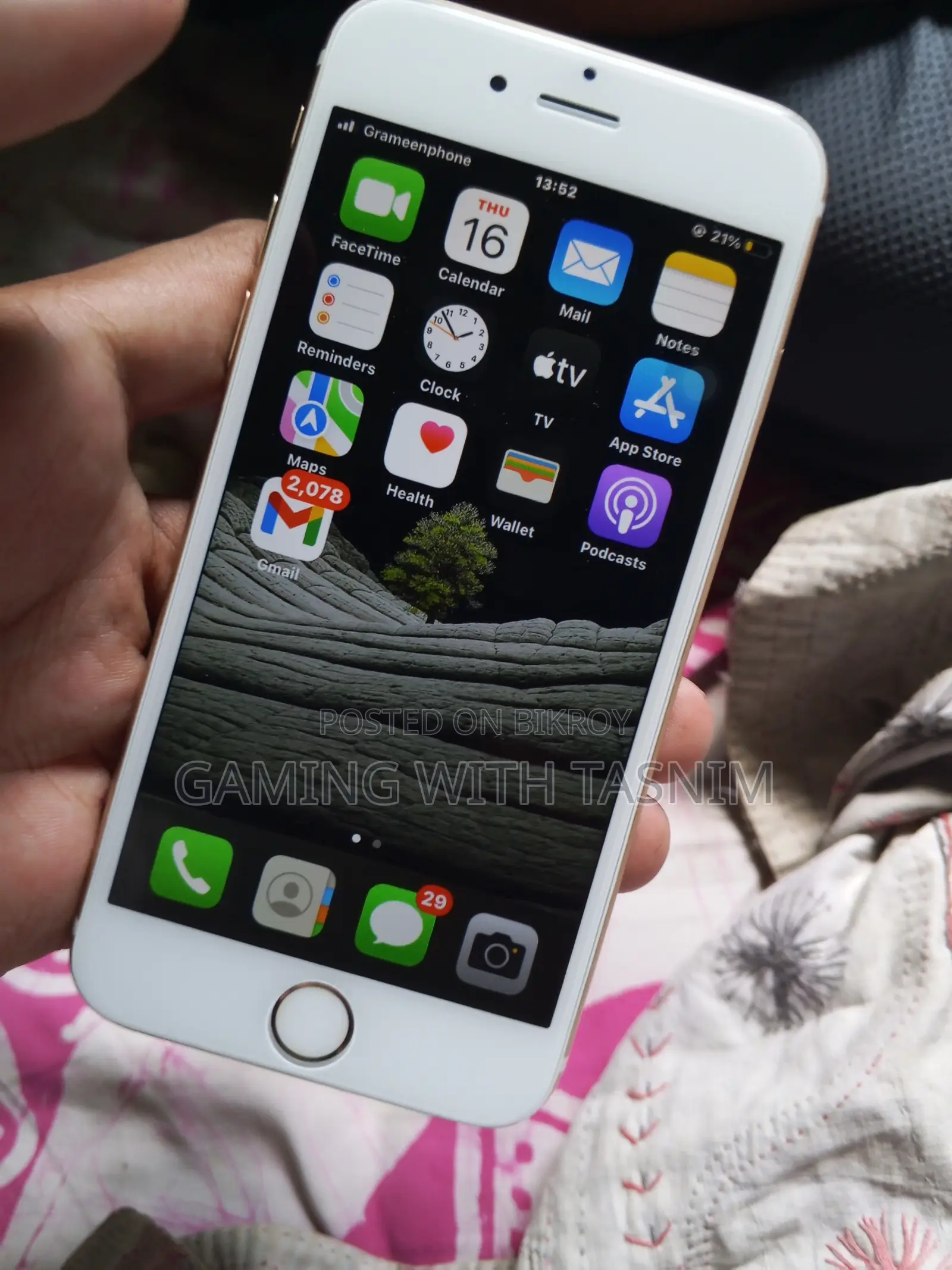 Apple iPhone 6s 32 GB Gold
