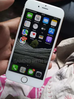 Apple iPhone 6s 32 GB Gold