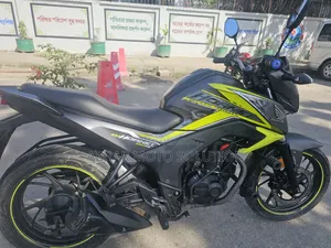 Honda Hornet 2018 Green