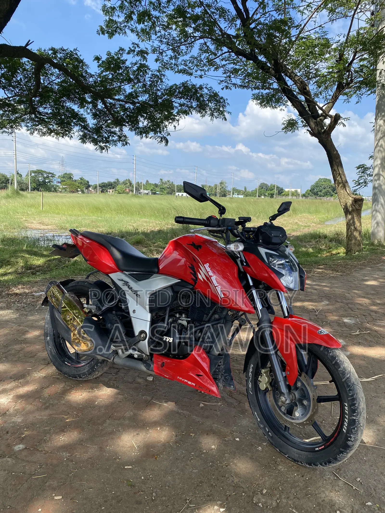 TVS Apache RTR 160 4V 2023 Red