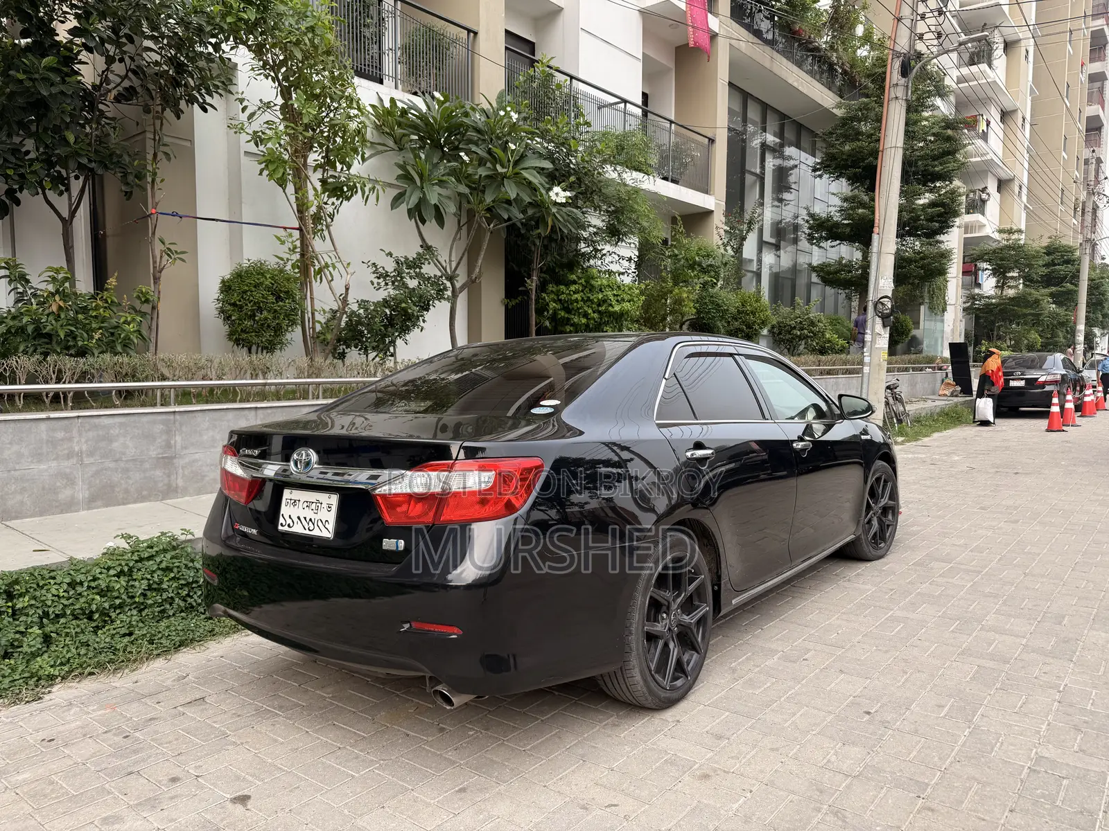 Toyota Camry Hybrid XLE 2012 Black