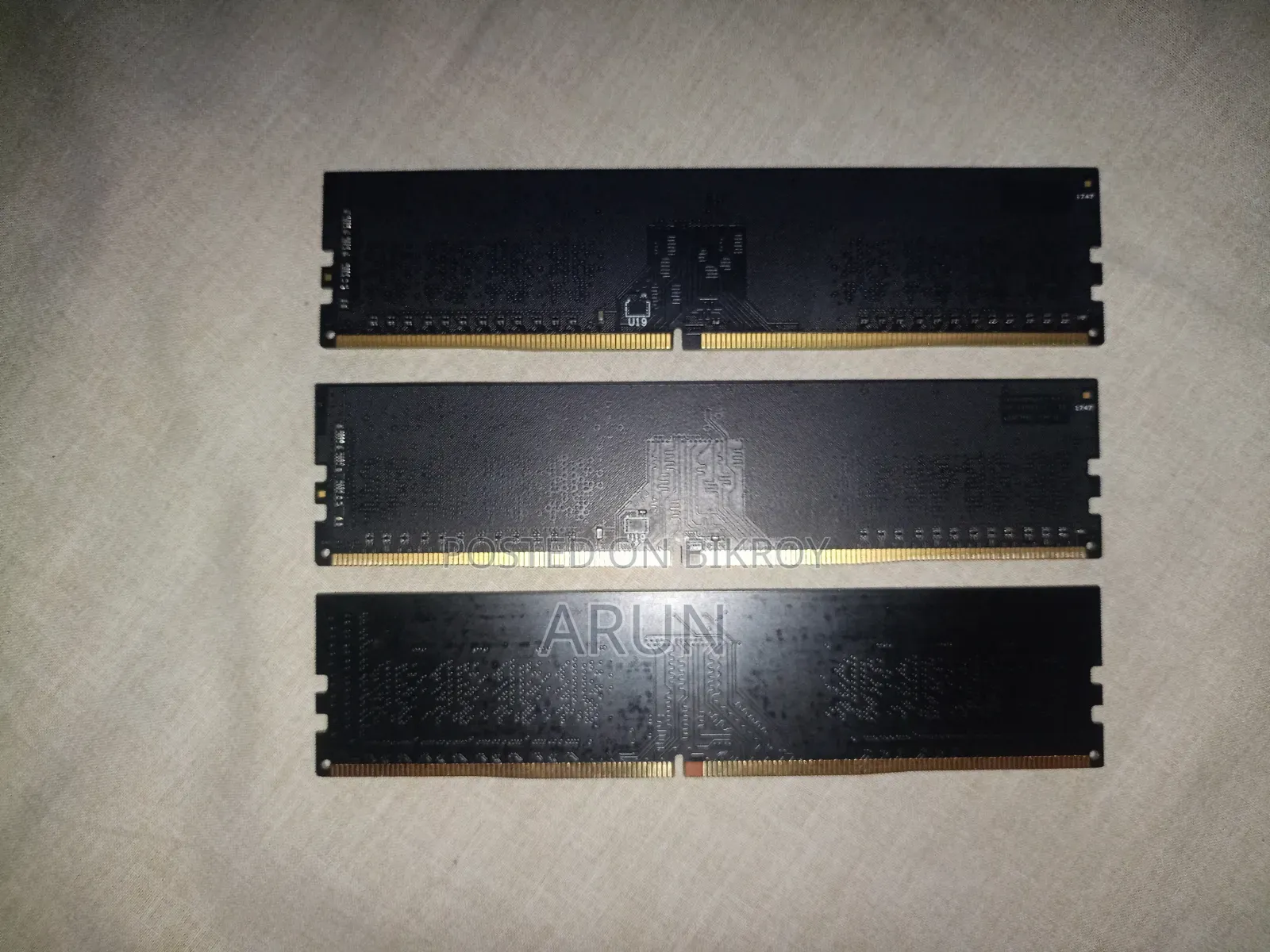 Three Pieces of DDR4 4GB 2666MHz ADATA and Xpower