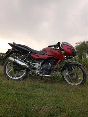 Bajaj Pulsar 150 2012 Red