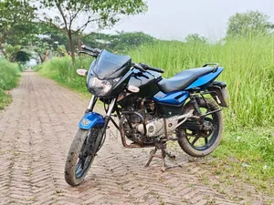 বাজাজ পালসার ১৫০ ২০১৬ নীল