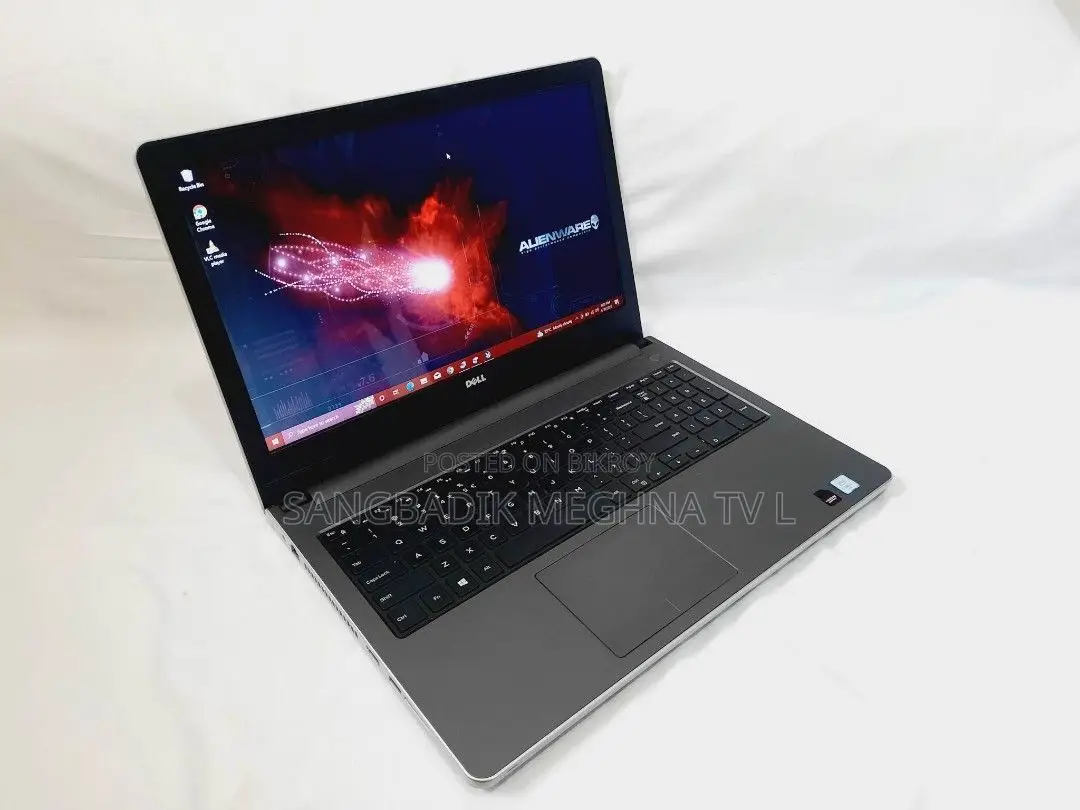 Laptop Dell 3GB Intel SSD 256GB
