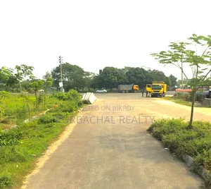 পূর্বাচলে লেকভিউ ১০ কাঠা প্লট বিক্রি করা হবে।