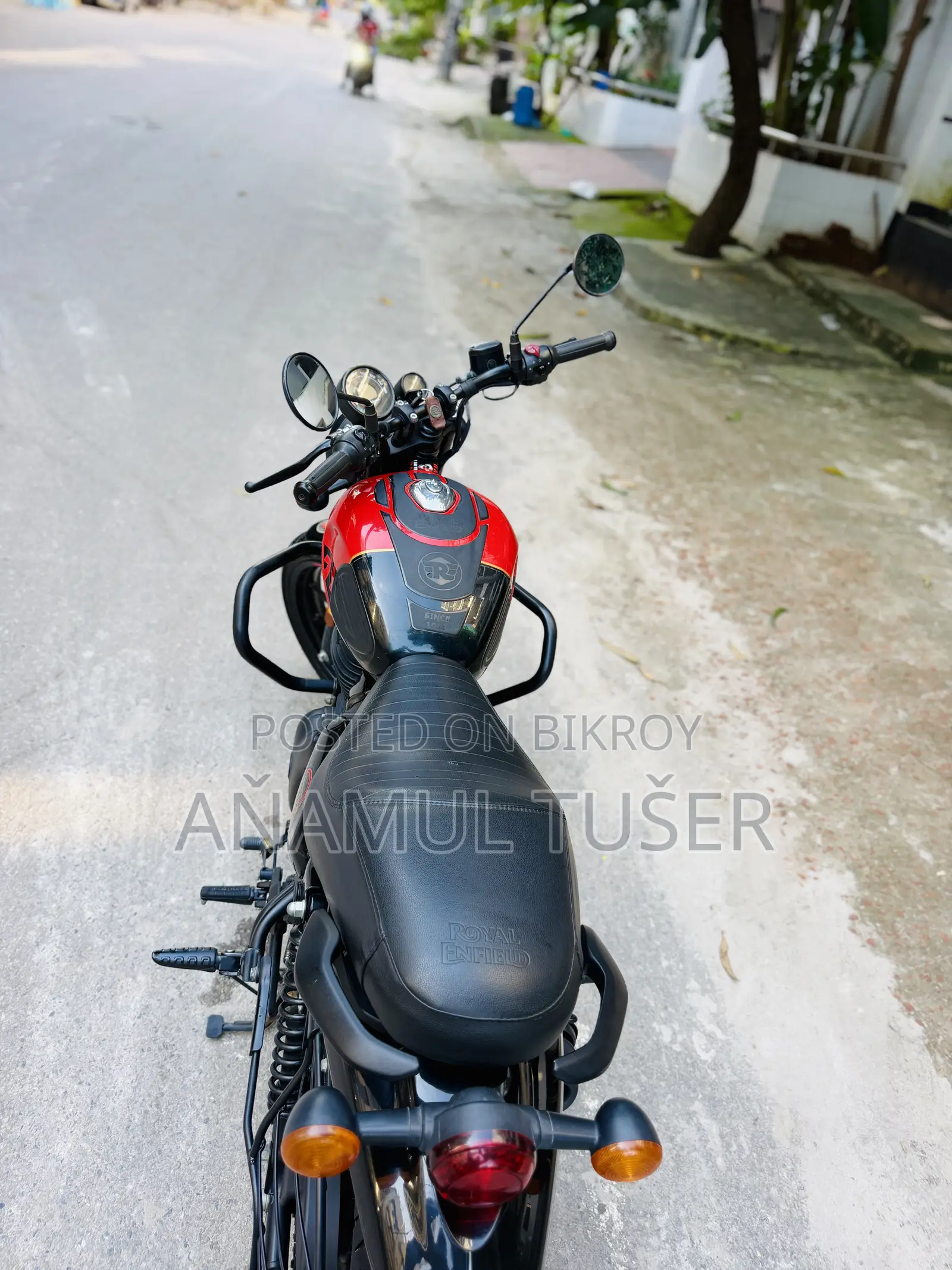 Royal Enfield Hunter 350 2025 Red