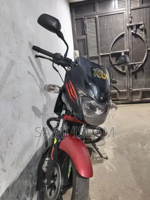 Bajaj Pulsar 150 2016 Red