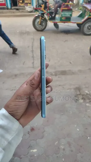 Vivo Y21 64 GB White