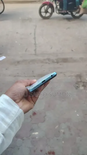 Vivo Y21 64 GB White