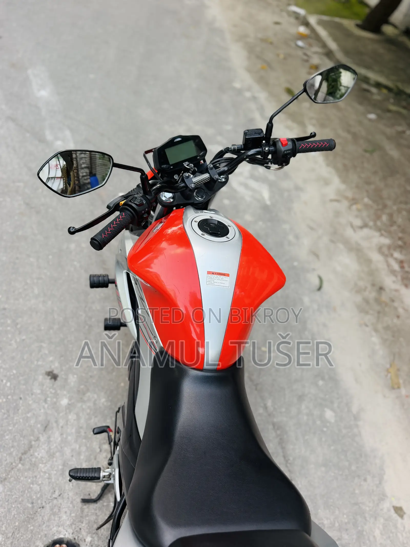 Suzuki Gixxer 2025 Gray