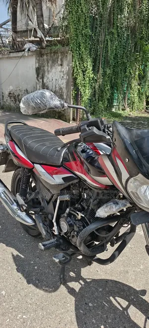 New Bajaj Discover 125 2021 Black