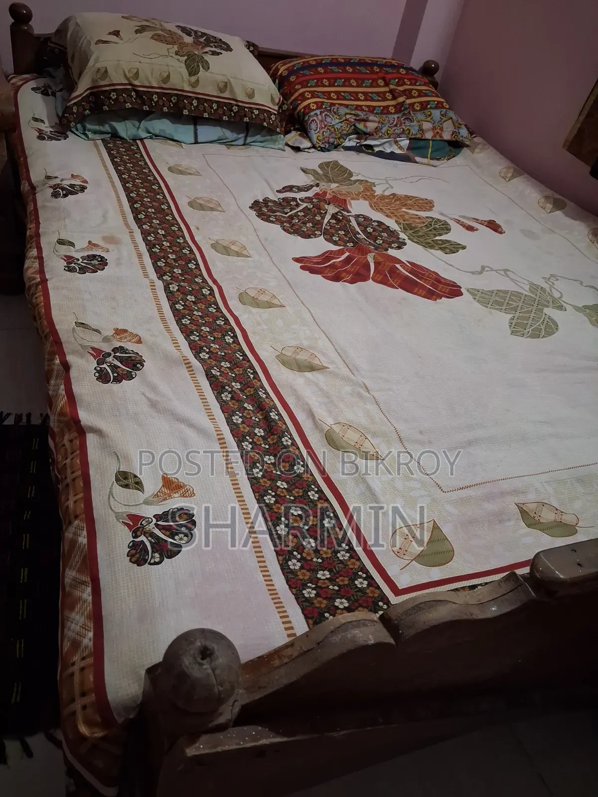 উডেন ডাবল সাইজ বেড