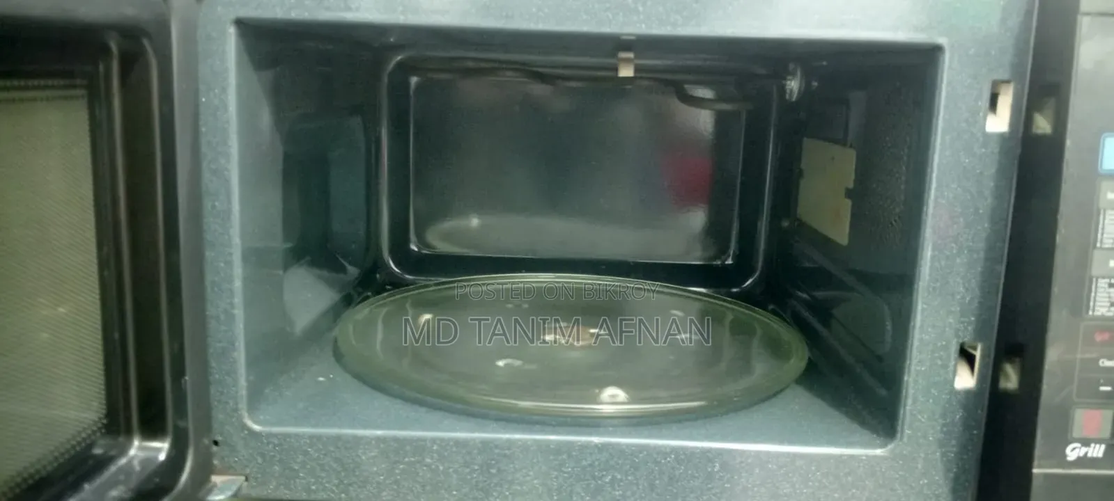 Samsung Grill Microwave Oven (Used) – Excellent Condition