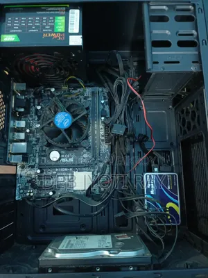 Desktop Computer Asus 8GB Intel Core i5 HDD+SSD 640GB