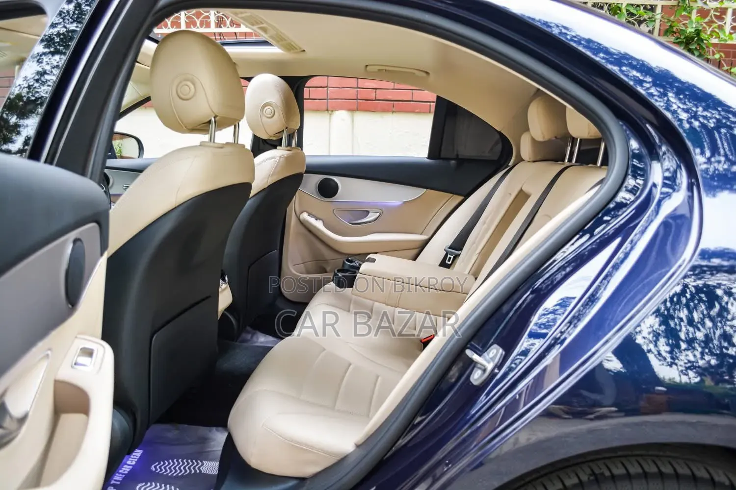 Mercedes-Benz C180 2019 Blue