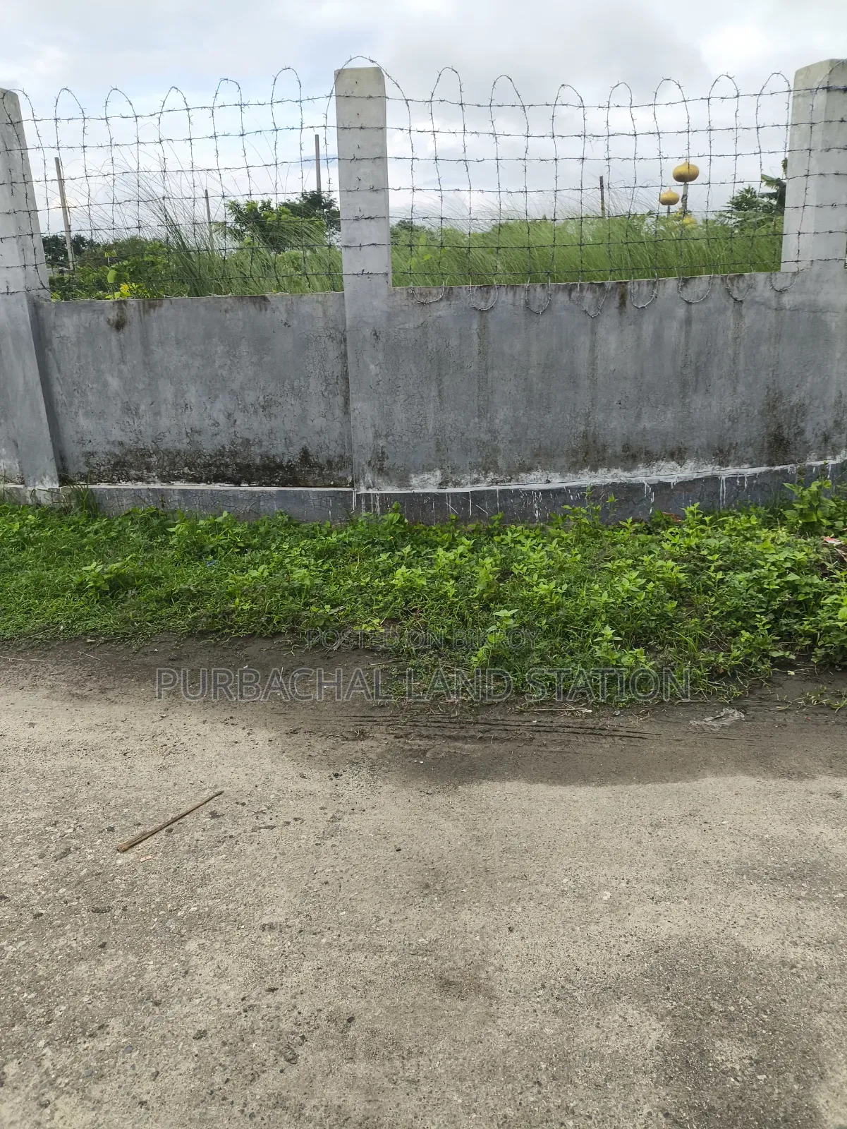 100/30 Ft Road Corner 3 Katha Plot Urgent Sale Sector: 18, Purbachal.