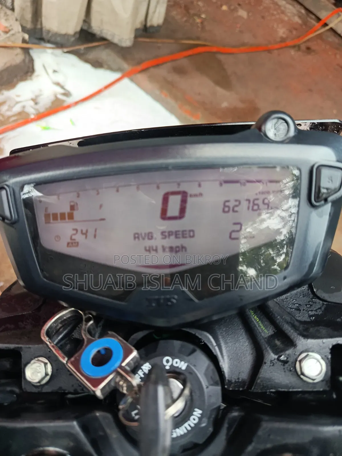 New TVS Apache RTR 160 4V 2025 Black