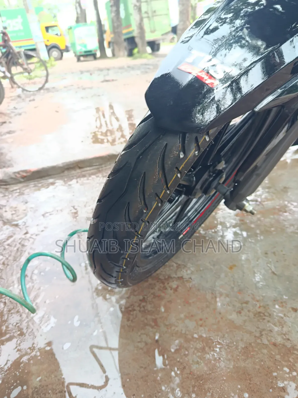 New TVS Apache RTR 160 4V 2025 Black