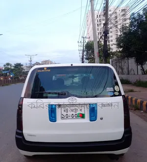 Toyota Succeed 2011 White