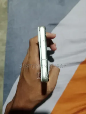 স্যামসাং গ্যালাক্সি এস২১ এফই ৫জি ১২৮ জিবি সাদা