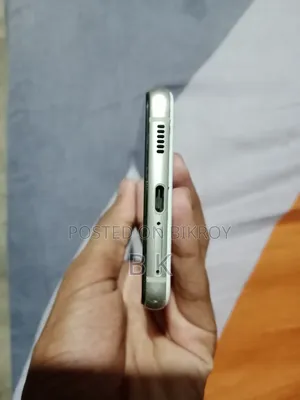 স্যামসাং গ্যালাক্সি এস২১ এফই ৫জি ১২৮ জিবি সাদা